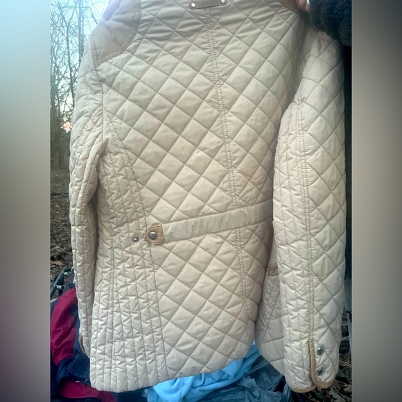 Ralph Lauren cream colored diamond stitched winter coat - Picture 3 of 3